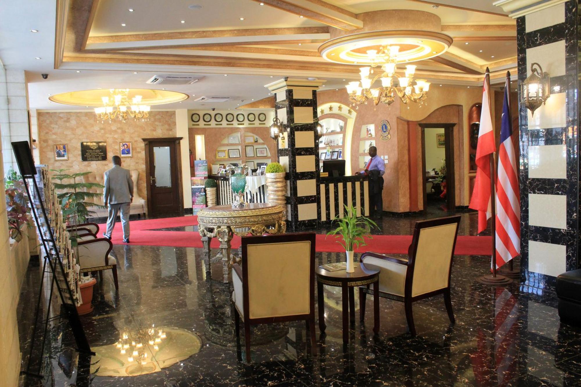 Boulevard Palace Hotel Monrovia Buitenkant foto